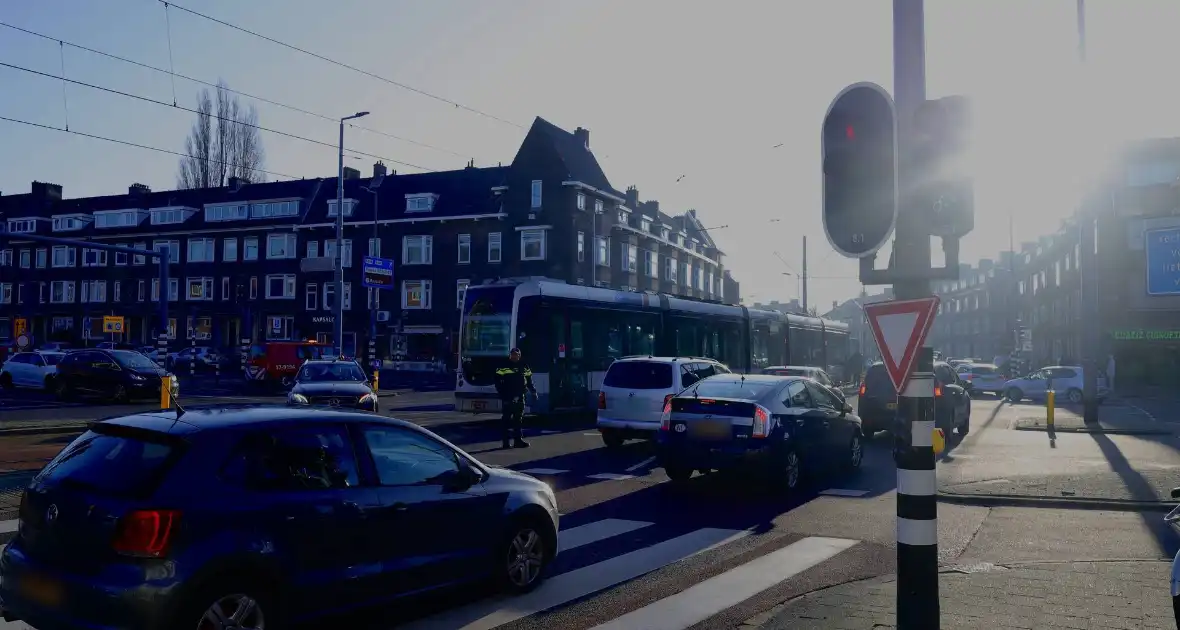 Botsing tussen tram en auto - Foto 5