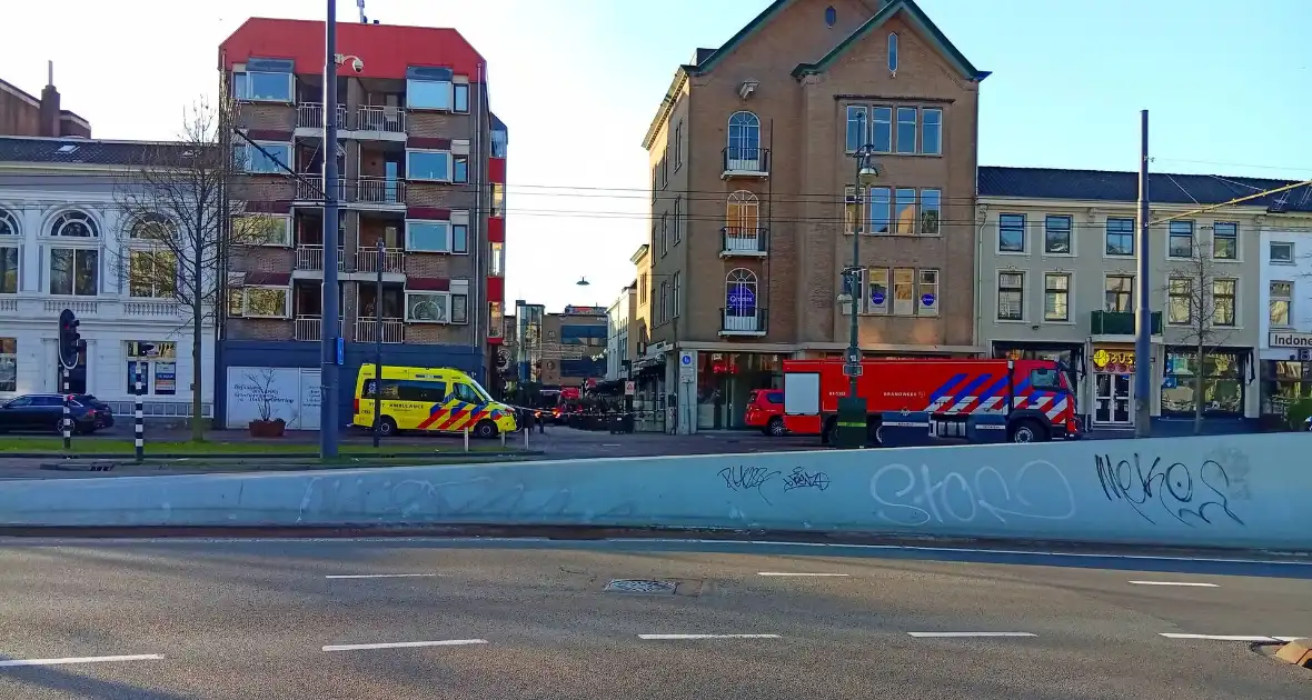 Zeer grote brand, meerdere panden en woningen getroffen - Foto 9
