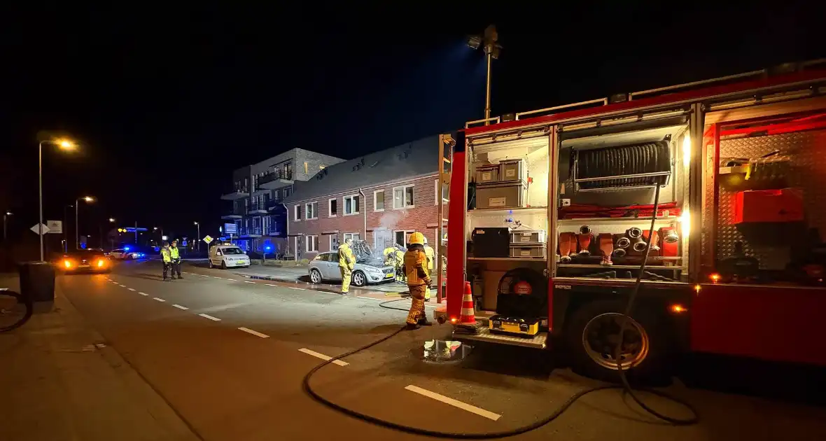Brand in motorcompartiment tijdens rit - Foto 3