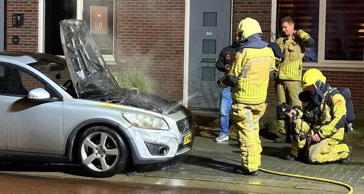 Brand in motorcompartiment tijdens rit - Foto 5