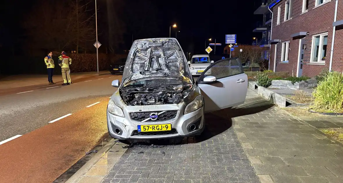 Brand in motorcompartiment tijdens rit - Foto 6