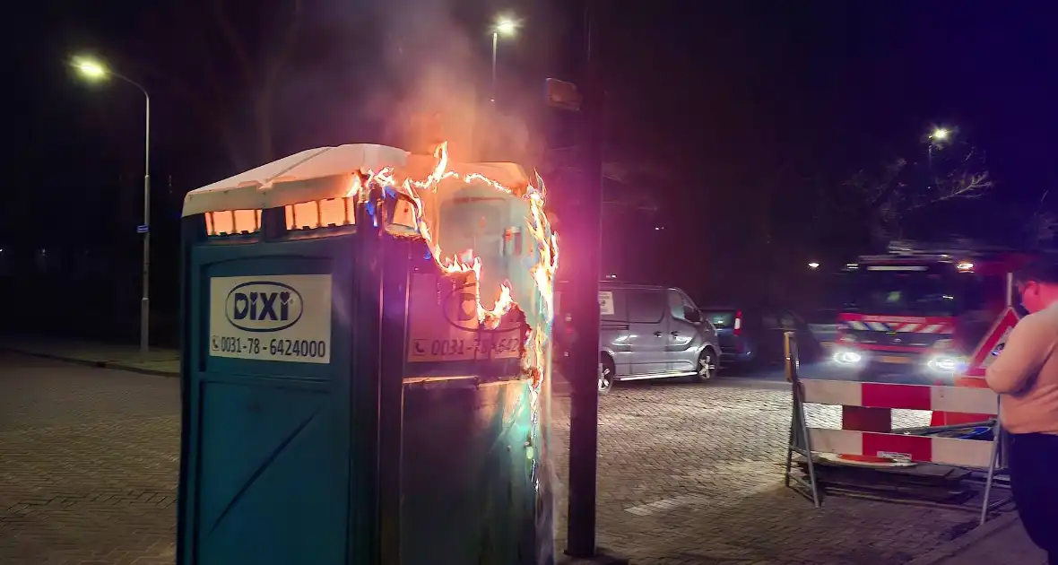 Brand in dixi zorgt voor schade - Foto 1