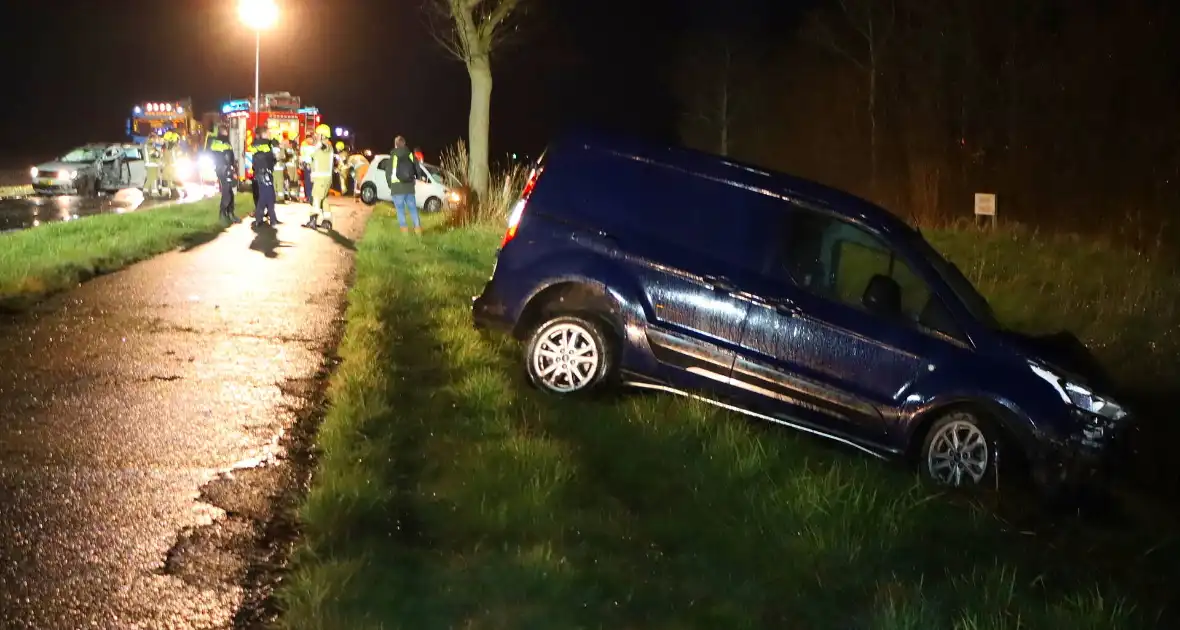 Gewonde naar ziekenhuis na aanrijding