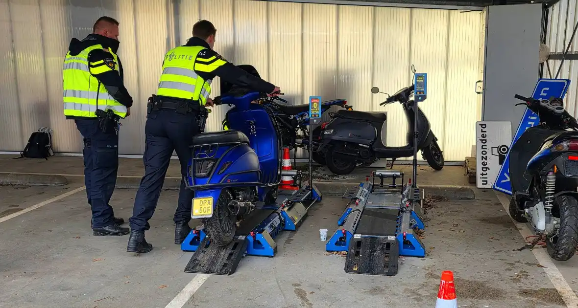 Meerdere boetes uitgedeeld bij grote controle - Foto 4
