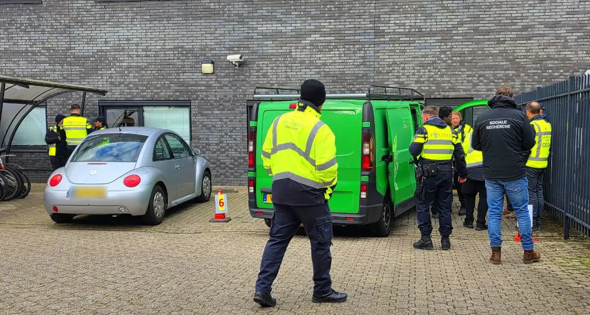 Meerdere boetes uitgedeeld bij grote controle - Foto 9