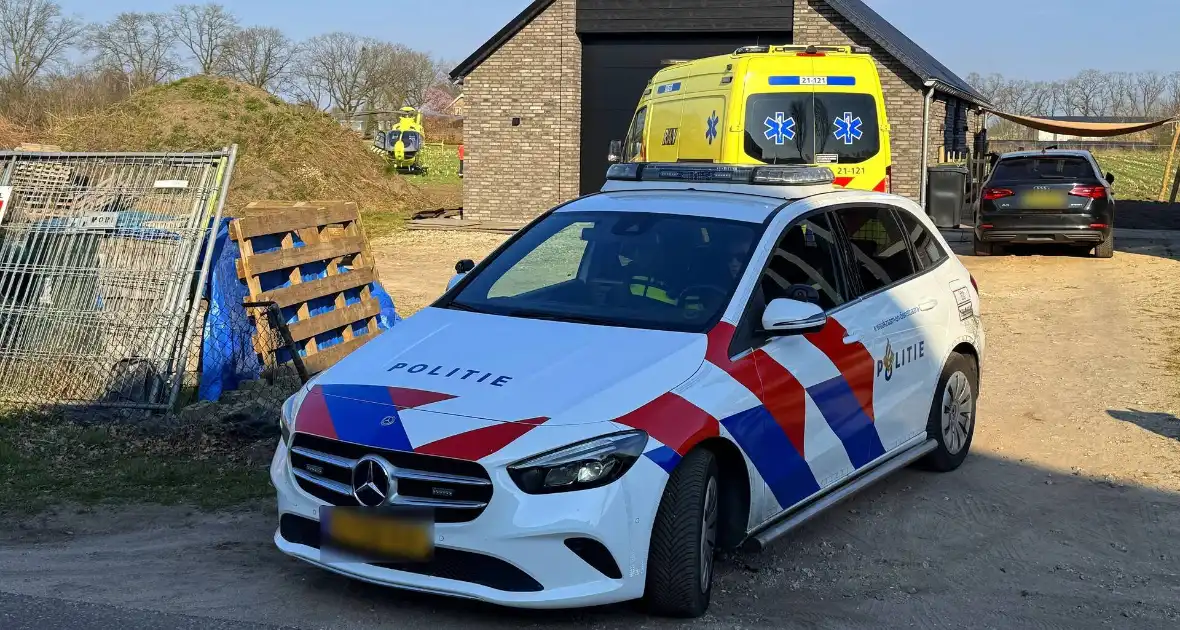 Hulpdiensten groots ingezet voor medische noodsituatie van een kind - Foto 1