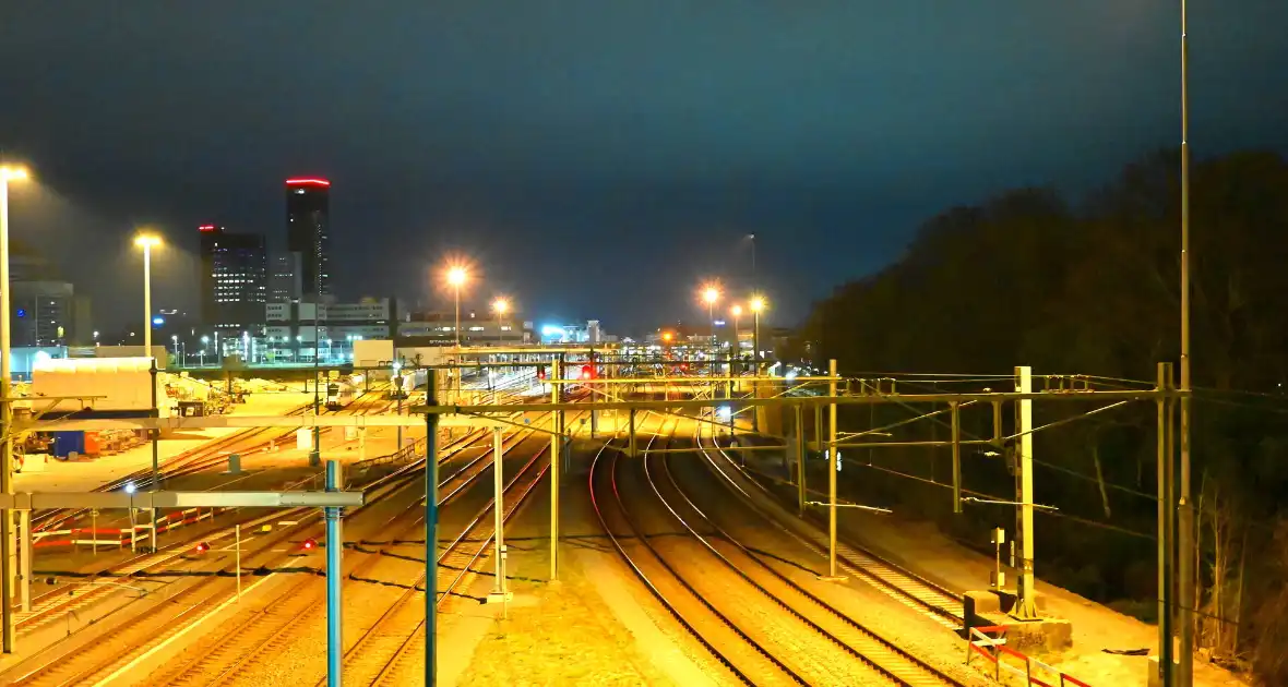 Defecte bovenleiding zorgt voor verstoring - Foto 10
