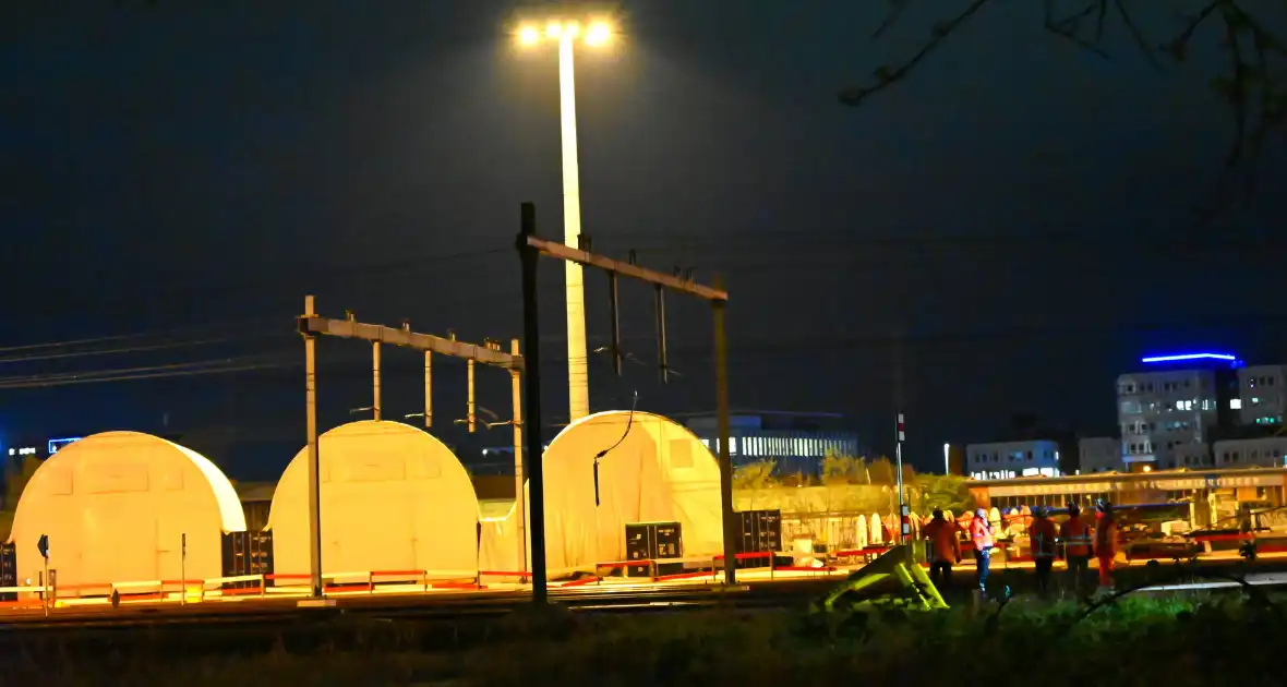 Defecte bovenleiding zorgt voor verstoring - Foto 8
