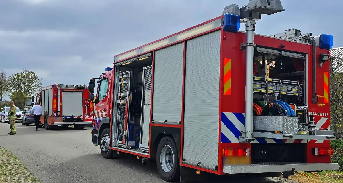 Persoon bekneld geraakt bij incident - Foto 10