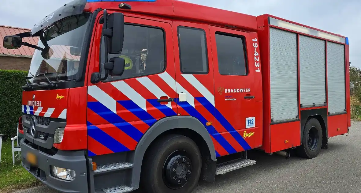 Persoon bekneld geraakt bij incident - Foto 6