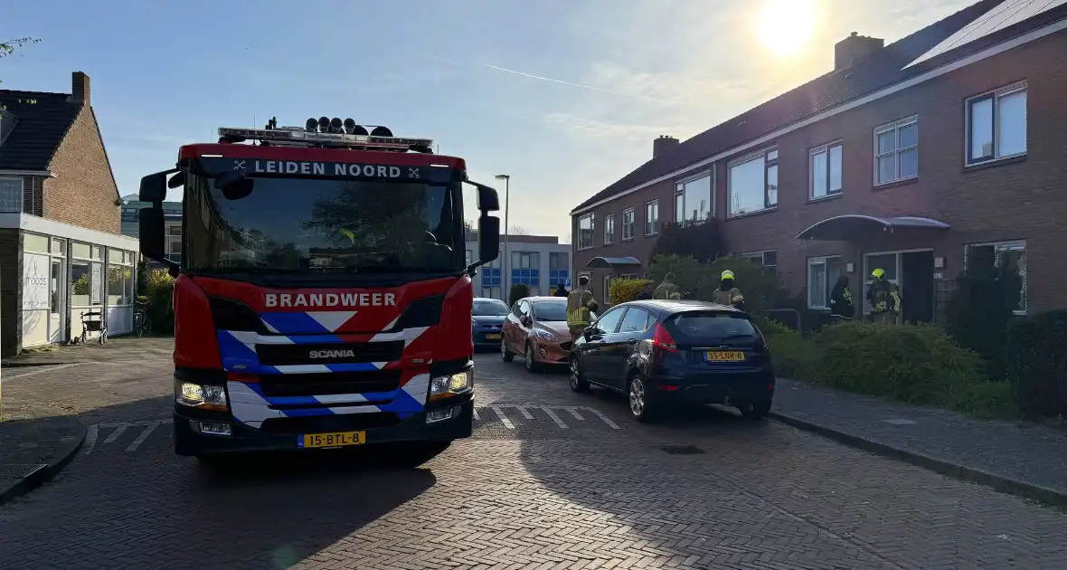 Man valt in slaap met pan op vuur - Foto 2