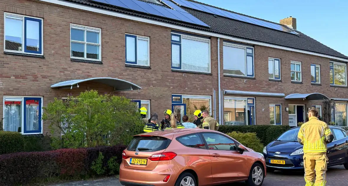 Man valt in slaap met pan op vuur - Foto 3