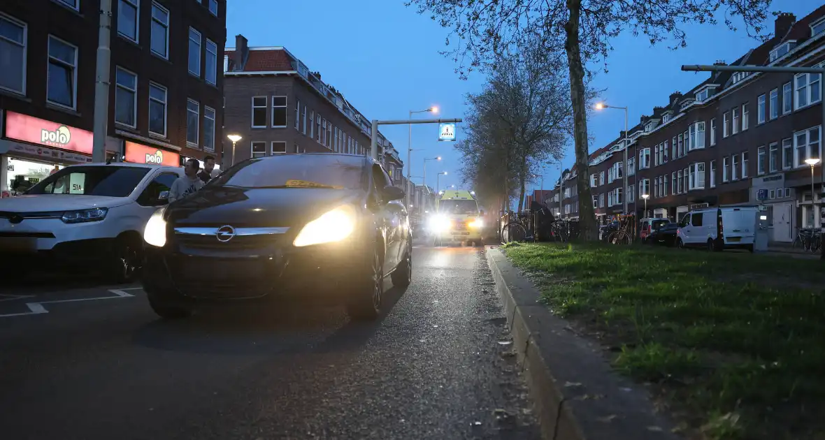 Fietser geschept bij voetgangersoversteekplaats - Foto 3