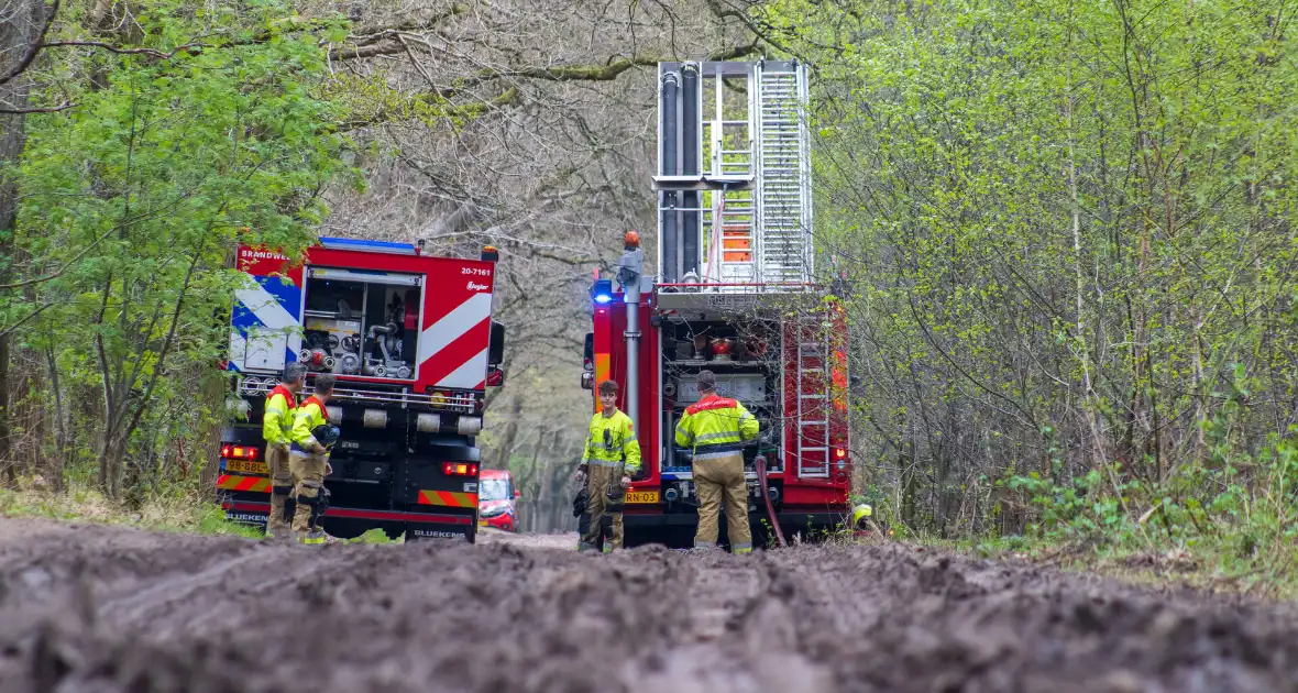 Brandweer blust wederom bosbrand - Foto 4