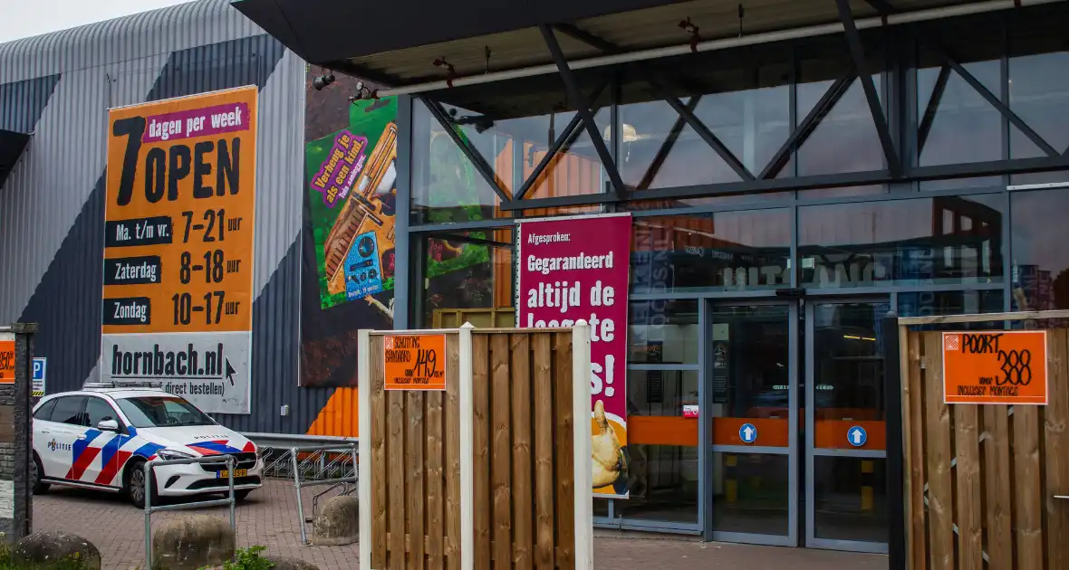 Onderzoek naar ruzie in bouwmarkt