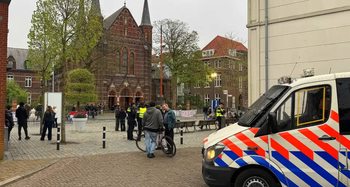 Extra veiligheidsmaatregelen bij protest tegen asielzoekerscentrum
