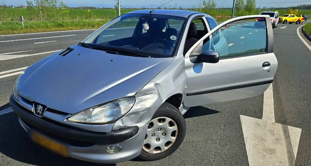 Schade bij kopstaart botsing - Foto 1