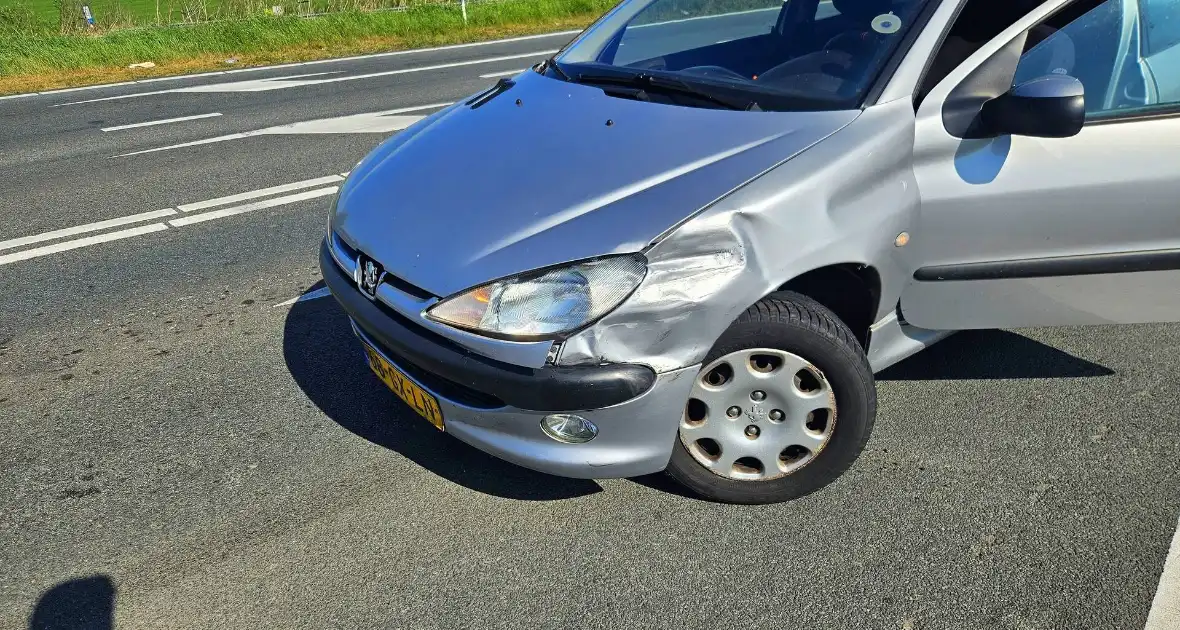 Schade bij kopstaart botsing - Foto 2