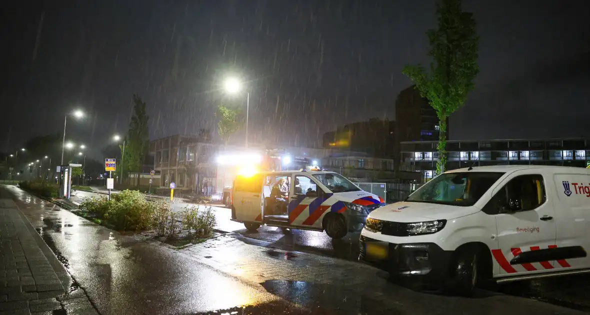 Drie beveiligingsauto's betrokken bij ongeval - Foto 7
