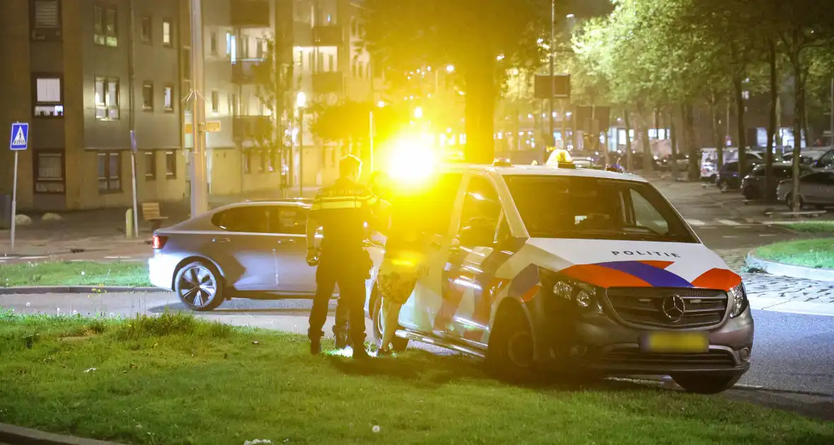 Dronken automobilist aangehouden na botsing tegen lantaarnpaal - Foto 16