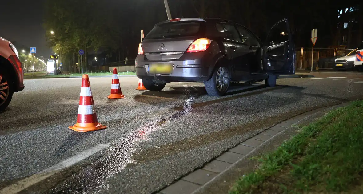 Dronken automobilist aangehouden na botsing tegen lantaarnpaal - Foto 17