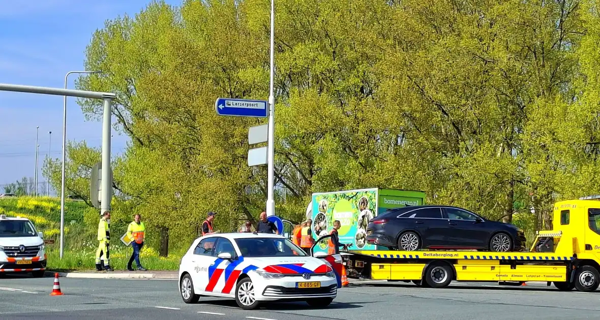 Politie botst tijdens achtervolgen van motorrijder - Foto 3