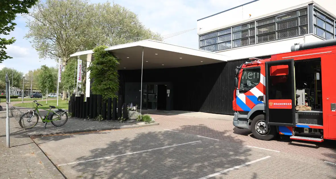 Rook in crematorium doordat crematie mis gaat - Foto 7