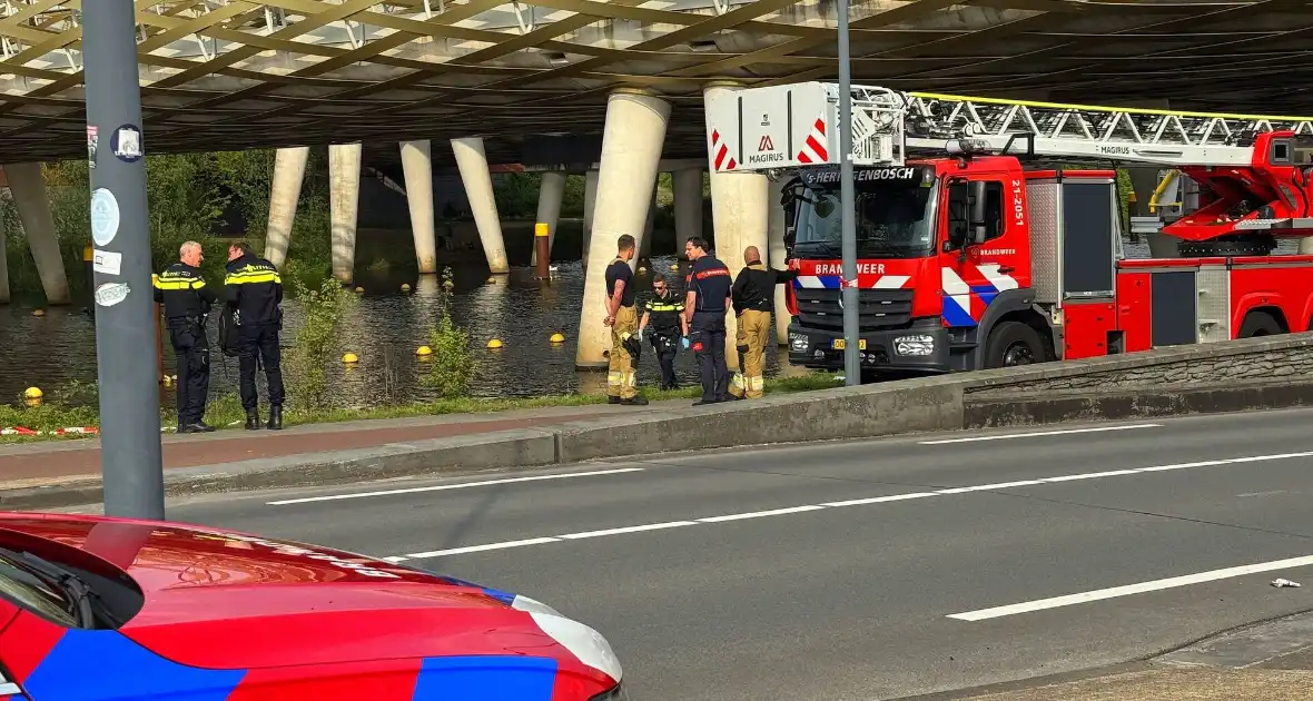 Persoon raakt te water en overlijd - Foto 6