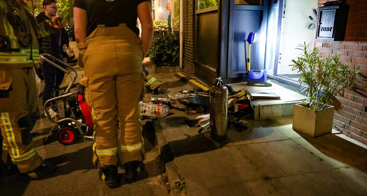 Kind onder behandeling na brand in meterkast - Foto 10