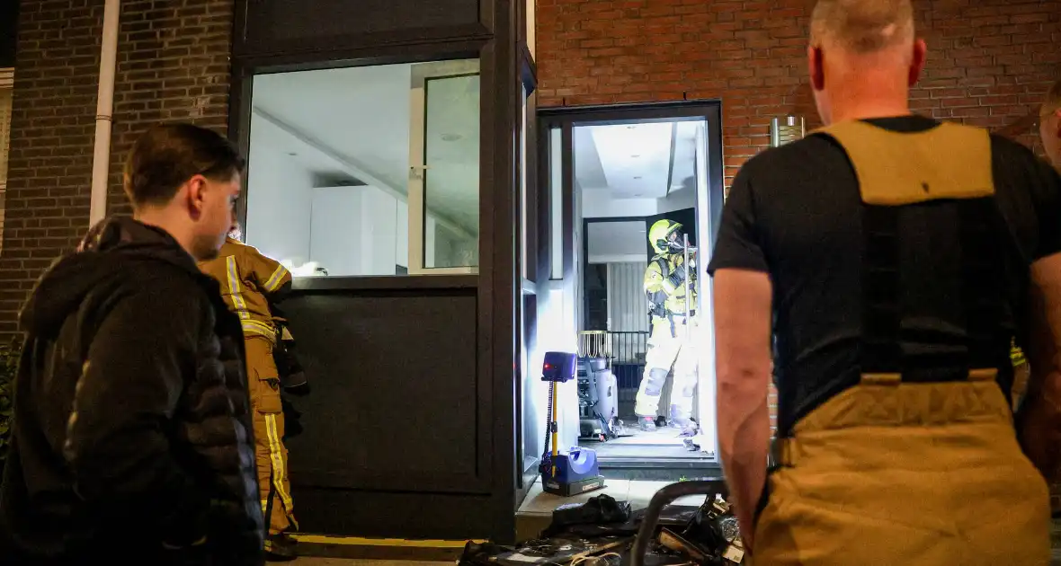 Kind onder behandeling na brand in meterkast - Foto 13