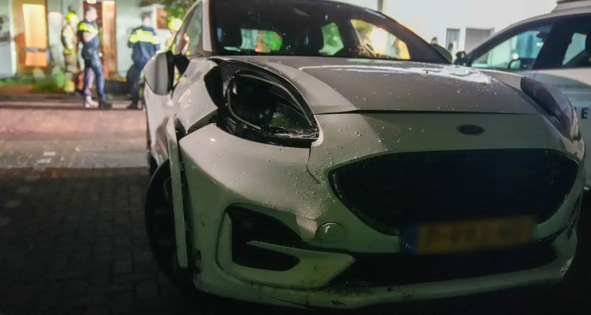 Bestuurster rijdt tegen woning tijdens parkeren - Foto 10