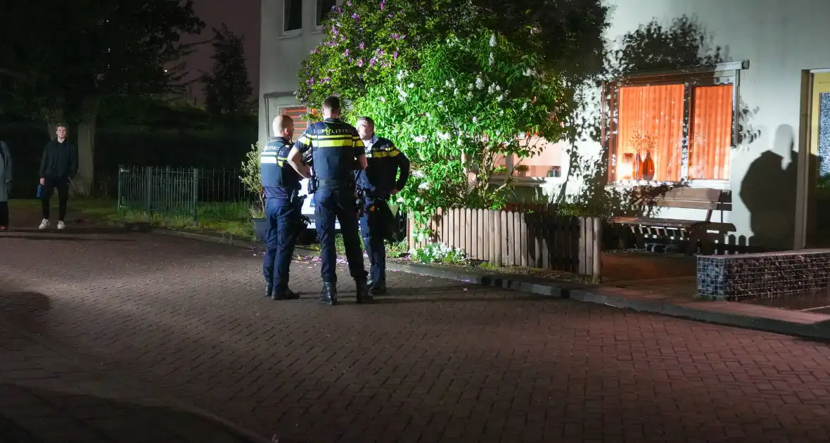Bestuurster rijdt tegen woning tijdens parkeren - Foto 2