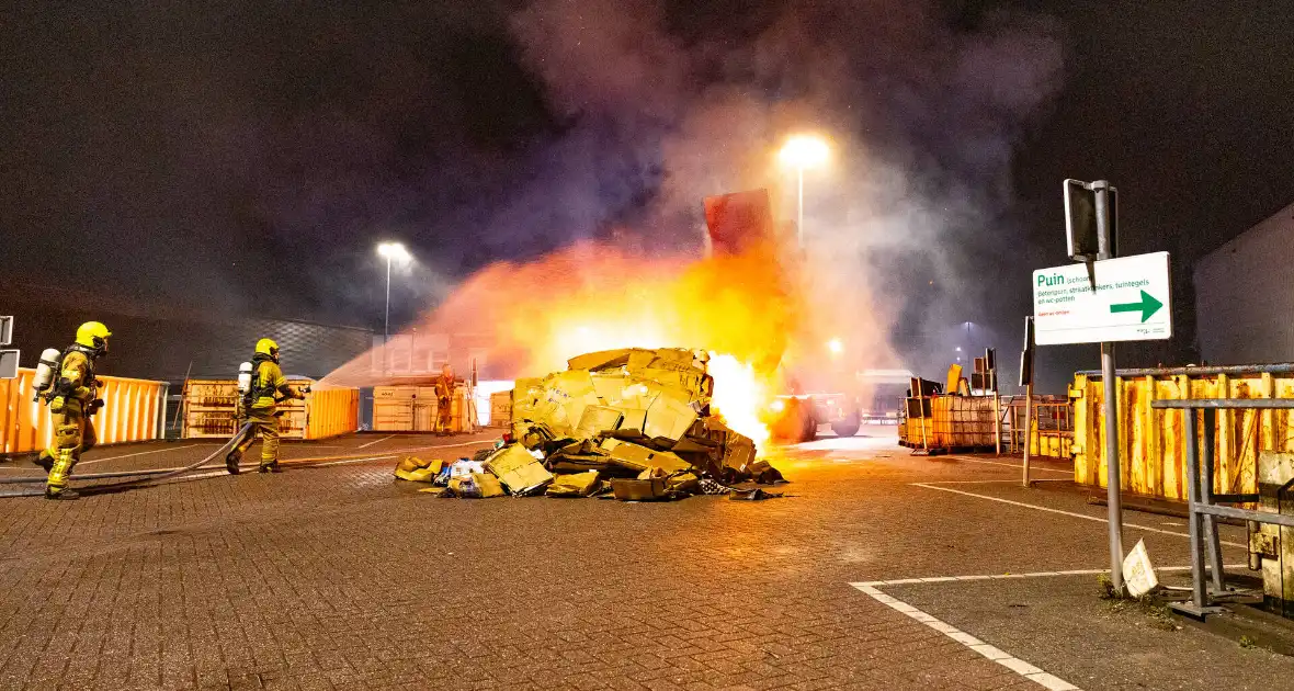 Hulpdiensten worstelen met toegang tot brand - Foto 7