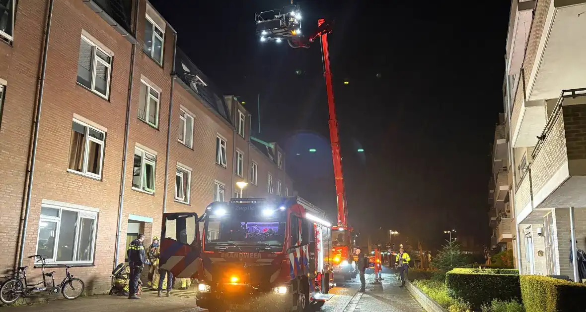 Brand in appartementencomplex veroorzaakt ontruiming - Foto 3