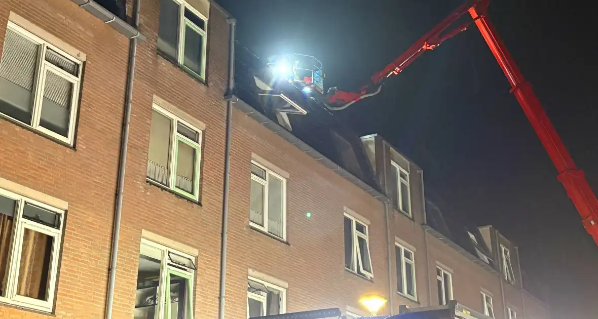 Brand in appartementencomplex veroorzaakt ontruiming - Foto 4