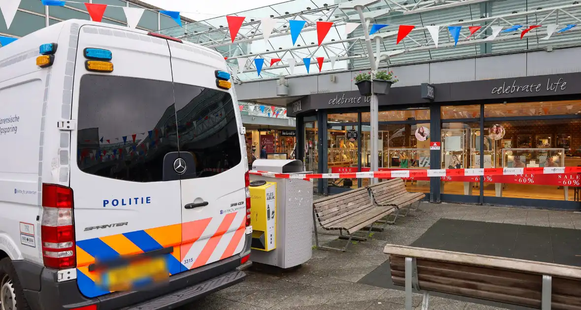Politie doet onderzoek naar overval op juwelierszaak - Foto 2