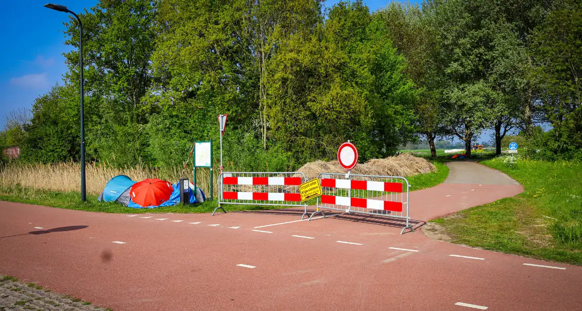 Groot onderzoek naar aantreffen fiets met kleding langs waterkant - Foto 3