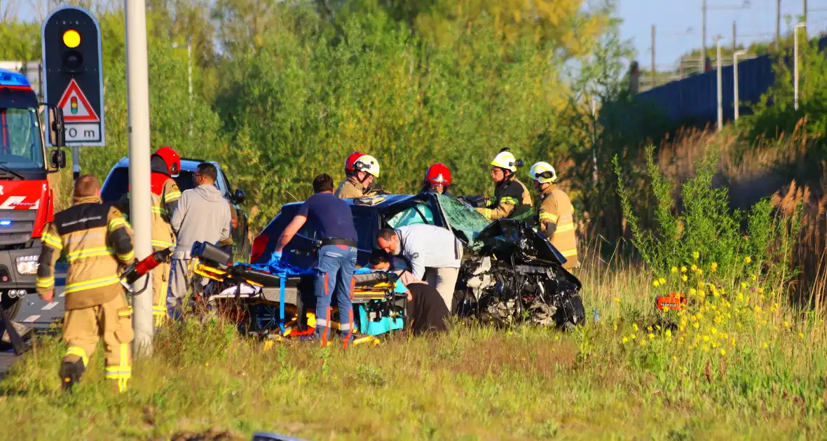 Grote inzet hulpdiensten bij ernstig ongeval - Foto 3