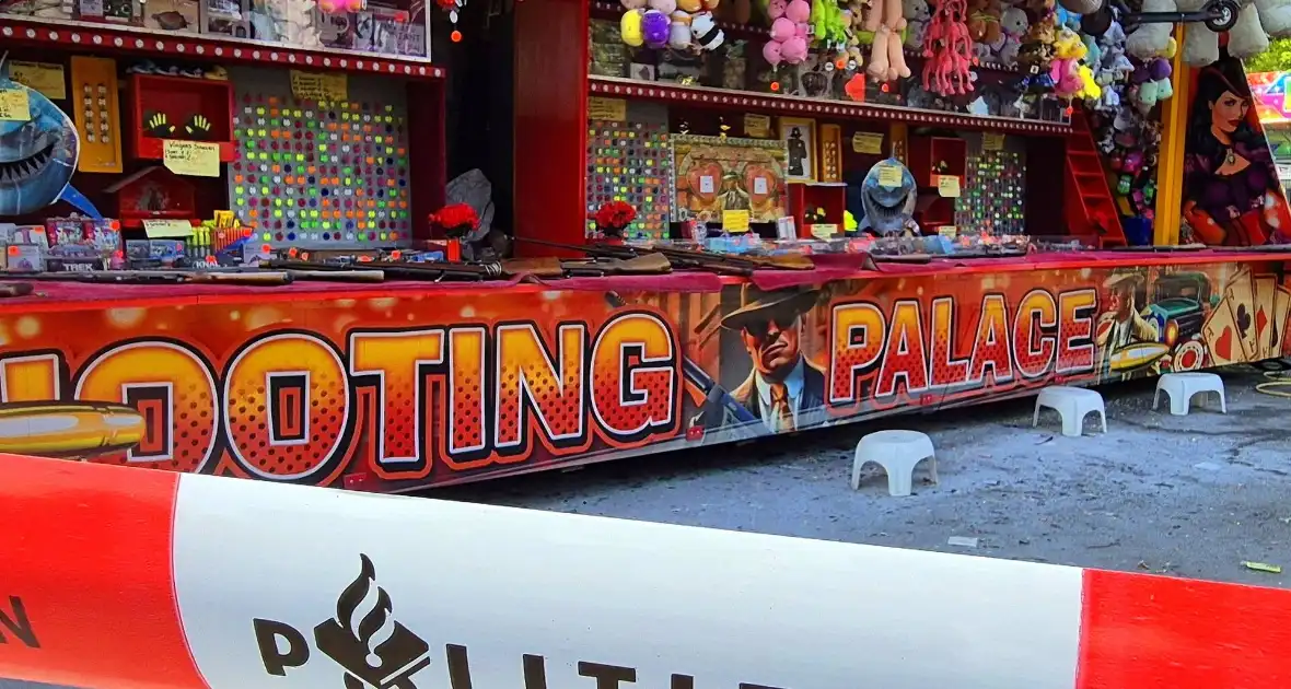 Traumateam ingezet voor ongeval op kermis - Foto 10