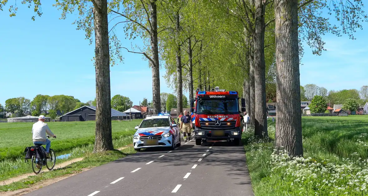 Scootmobiel belandt in sloot - Foto 3