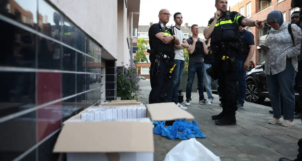 Illegale sigaretten en contant geld aangetroffen - Foto 20