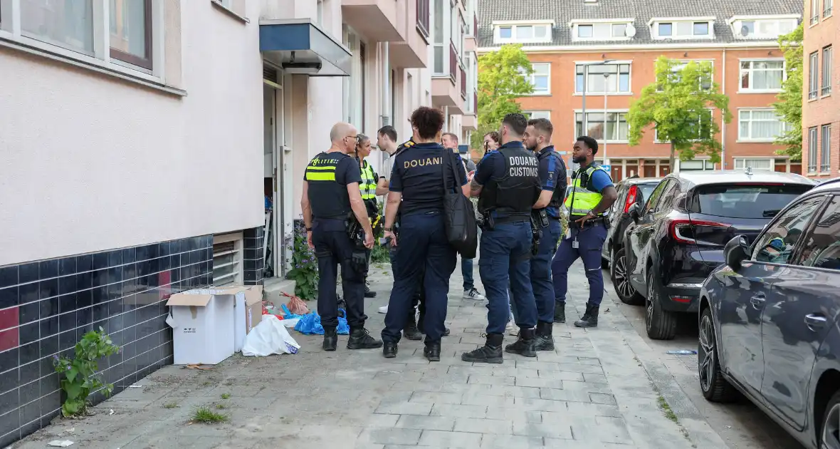 Illegale sigaretten en contant geld aangetroffen - Foto 22
