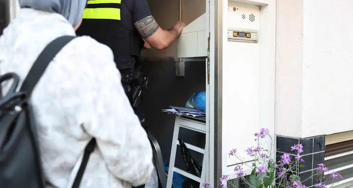 Illegale sigaretten en contant geld aangetroffen - Foto 25