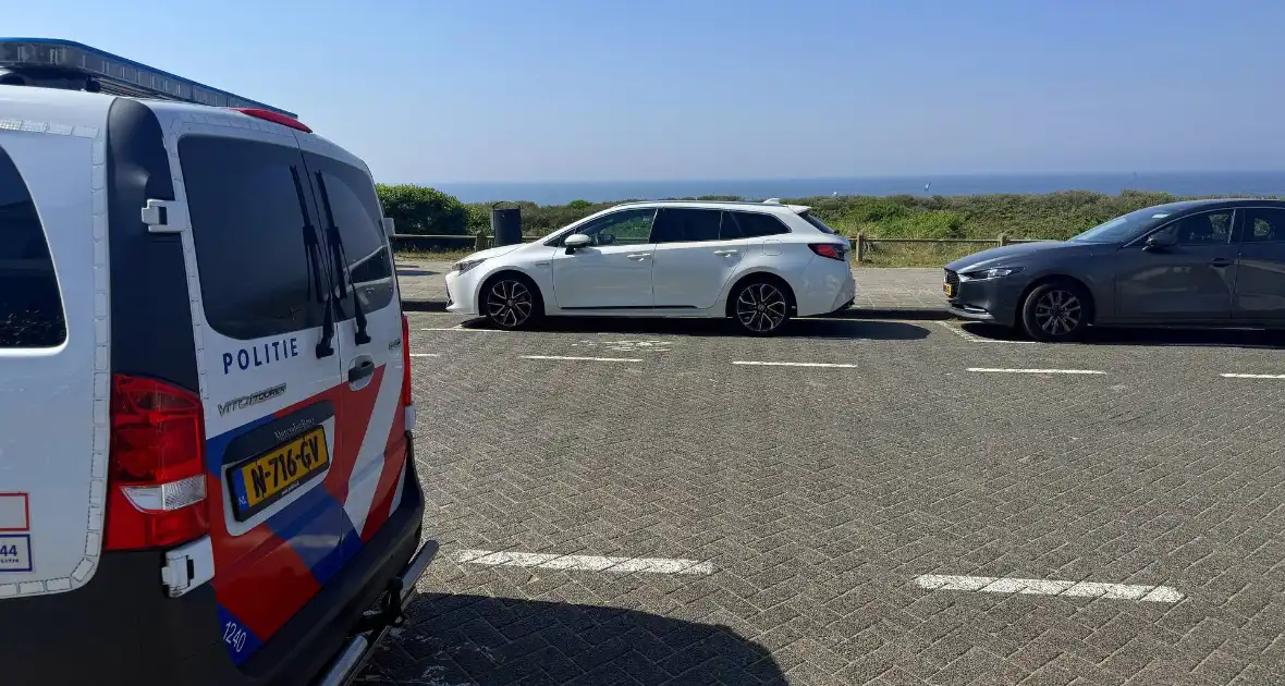 Zoekactie naar vermiste persoon op strand - Foto 11