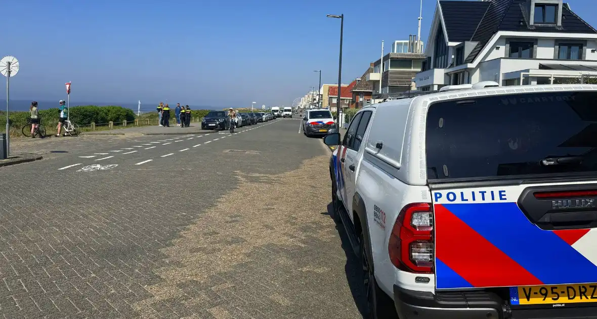 Zoekactie naar vermiste persoon op strand - Foto 13