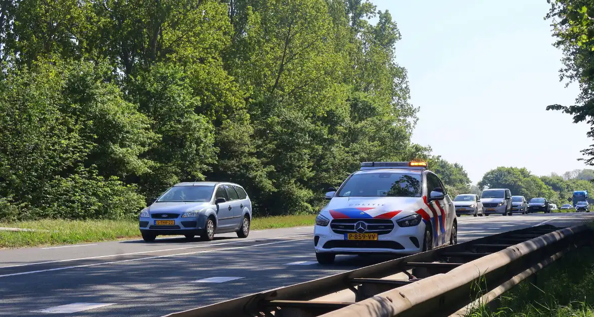 Ongeval met drie voertuigen - Foto 2