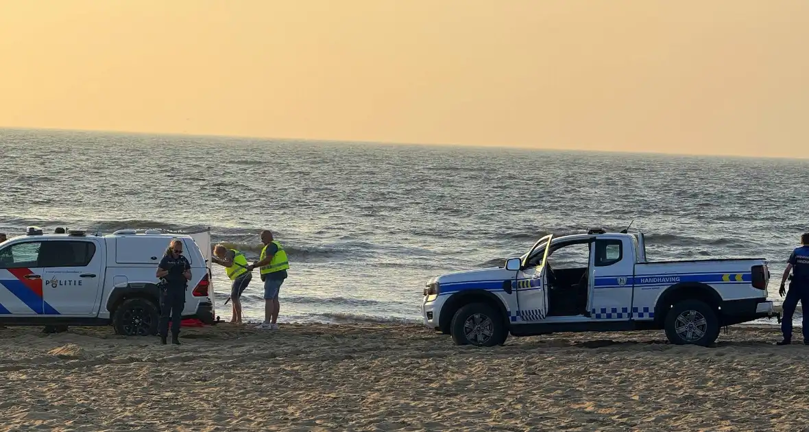 Vermiste overleden aangetroffen op strand - Foto 8