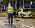 Auto vliegt in brand na aanrijding tijdens politieachtervolging