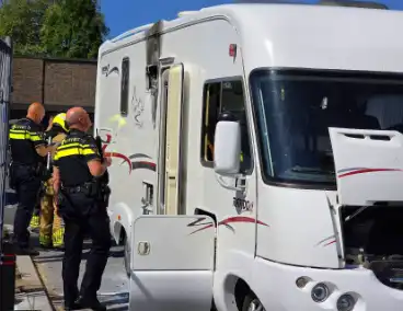 Brandweerinzet na camperbrand