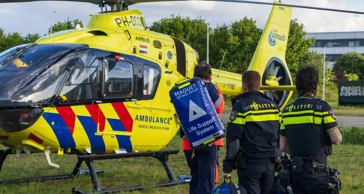 Grote inzet hulpdiensten na val van trap - Foto 18